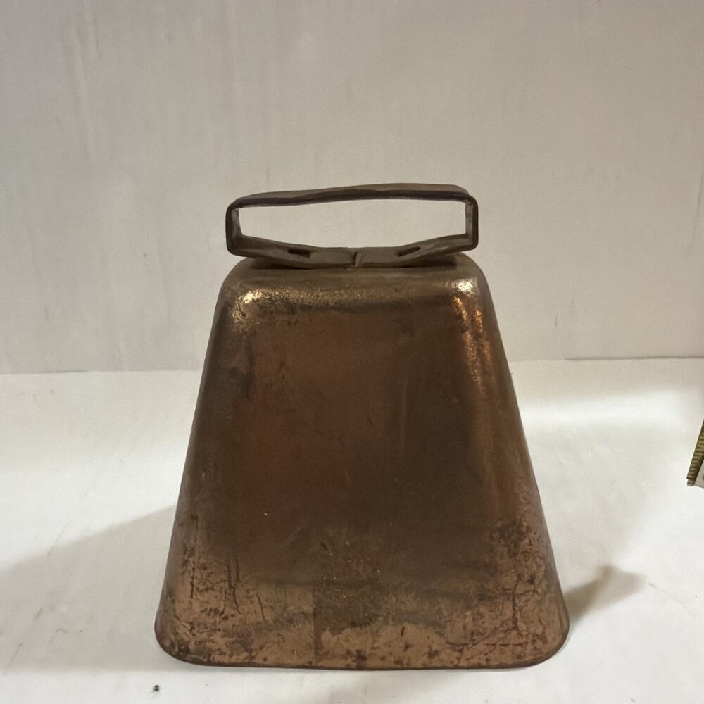 Vintage Copper Cow Bell w/steel ringer 5x5” Authentic w/rust & all